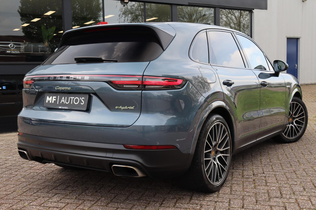 Porsche Cayenne 3.0 E-Hybrid 462PK|Pano|ACC|Sport Chrono|Matrix PDLS+|Luchtvering|4 Wielbesturing 44418375-2.jpg | MF Auto's