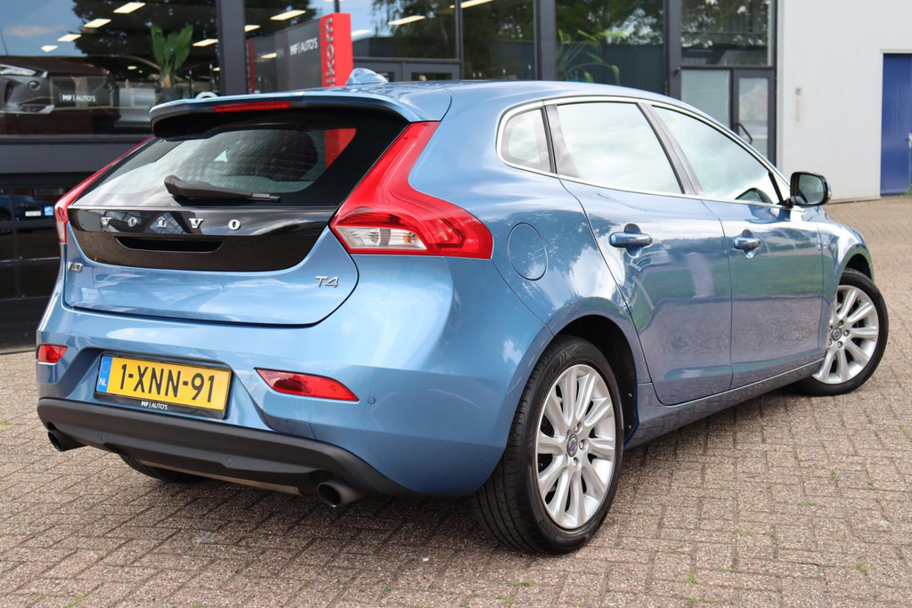 Volvo V40 1.6 T4 Momentum 180PK|Navi|PDC|Clima|NL Auto NAP 46398878-1.jpg | MF Auto's