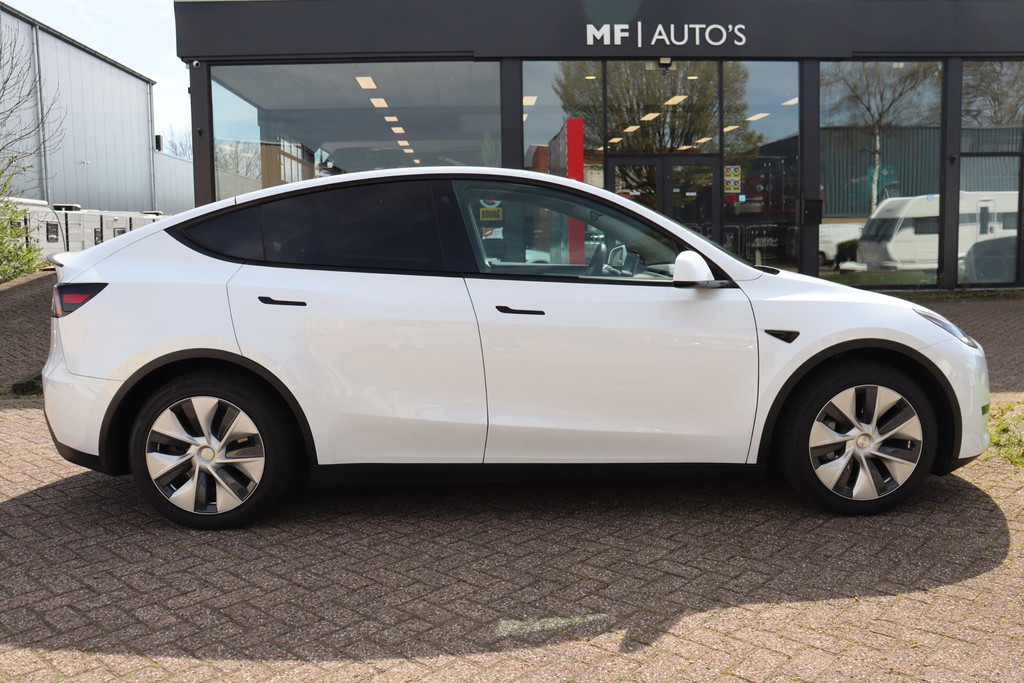 Tesla Model Y RWD 58 kWh Autopilot|Pano|ACC| 52877212-2.jpg | MF Auto's