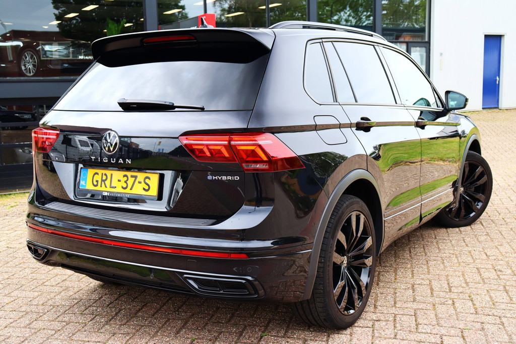 Volkswagen Tiguan 1.4 TSI eHybrid R-Line Business+|Pano|HUD|ACC|DCC|Trekhaak 54155362-1.jpg | MF Auto's